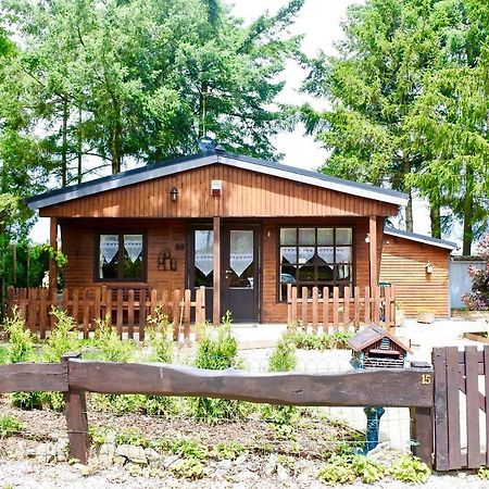 Vila Aux Ecureuils Resteigne Exteriér fotografie