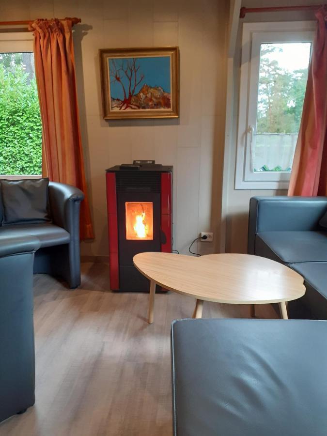 Vila Aux Ecureuils Resteigne Exteriér fotografie